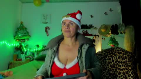 Snapshot of sherahade chatting on December 29, 2024, 12:52 am shera hade online show from December 29, 2024, 12:52 am