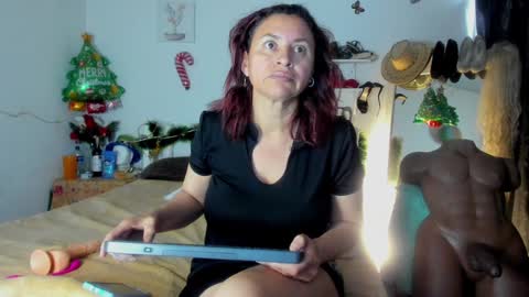 Snapshot of sherahade chatting on December 29, 2024, 12:23 pm shera hade online show from December 29, 2024, 12:23 pm