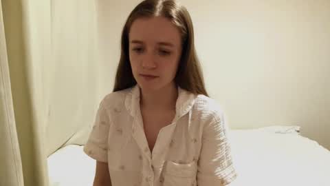 Jolyn online show from September 12, 2025, 5:57 pm