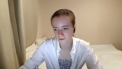 Jolyn online show from September 16, 2025, 4:19 pm