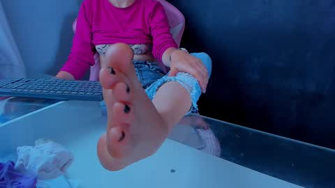 .. Sherilk .. online show from February 20, 2025, 1:08 pm