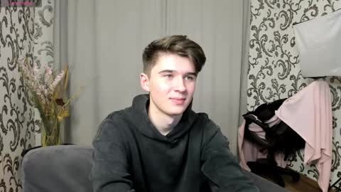 Max online show from September 26, 2025, 4:55 pm