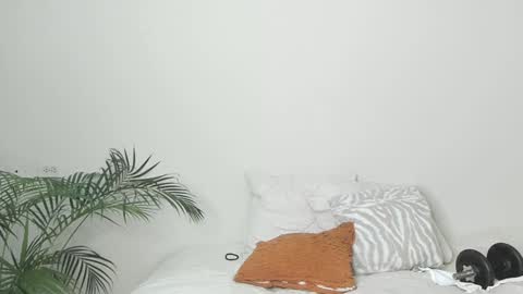 Sherlyn Adams online show from December 14, 2024, 11:18 am