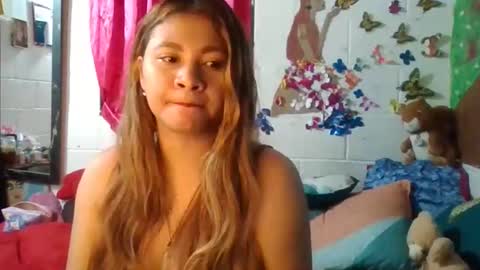  Maria Saenz online show from October 29, 2025, 3:20 am