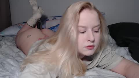 Snapshot of sherlystero chatting on March 7, 2025, 2:15 am sher online show from March 7, 2025, 2:15 am