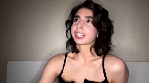 Snapshot of sheryllmafua chatting on July 2, 2026, 12:33 pm Amy online show from July 2, 2026, 12:33 pm
