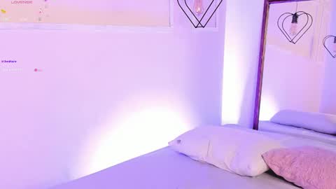 Sheryl Rose  online show from March 11, 2025, 12:00 am