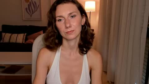 Snapshot of shesleepsnaked chatting on December 15, 2024, 4:26 pm shesleepsnaked online show from December 15, 2024, 4:26 pm