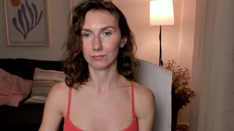 Snapshot of shesleepsnaked chatting on January 19, 2025, 6:21 pm shesleepsnaked online show from January 19, 2025, 6:21 pm