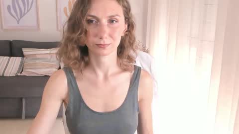 Snapshot of shesleepsnaked chatting on February 8, 2025, 11:55 am shesleepsnaked online show from February 8, 2025, 11:55 am