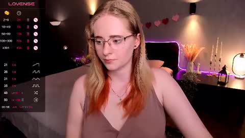 Snapshot of sheslinki chatting on June 24, 2026, 8:46 am Hello guys my name is Aemilia online show from June 24, 2026, 8:46 am