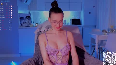 Snapshot of shey1i chatting on December 10, 2024, 6:17 pm Sheyli online show from December 10, 2024, 6:17 pm