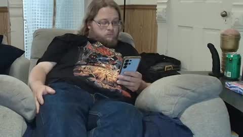 Snapshot of shifty885 chatting on June 27, 2026, 8:14 pm shifty885 online show from June 27, 2026, 8:14 pm