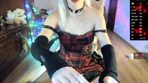 Marta Violet online show from December 2, 2024, 8:11 pm