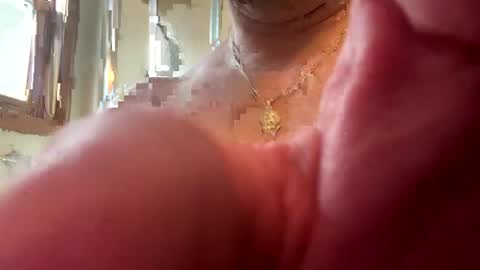 shines08092 online show from July 10, 2026, 9:06 pm