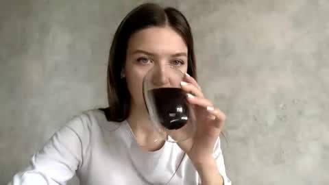 Jesica online show from February 8, 2026, 11:02 am