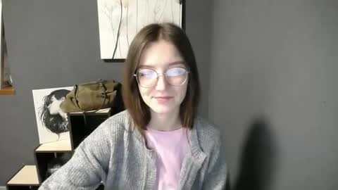 Jesica online show from April 2, 2026, 6:11 am