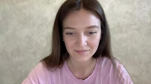 Snapshot of shining_pearl chatting on June 28, 2026, 10:43 am Jesica online show from June 28, 2026, 10:43 am