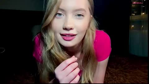 shiny_bunny1 online show from February 7, 2026, 11:25 am