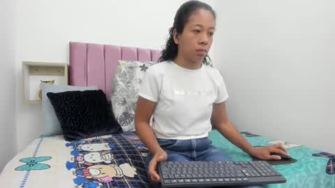 shira_sexylove online show from February 6, 2025, 10:59 am