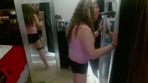 Snapshot of shirleyjo chatting on April 7, 2026, 8:31 pm sarah online show from April 7, 2026, 8:31 pm