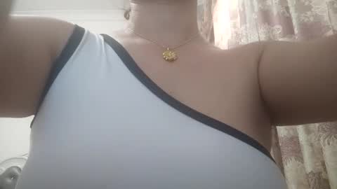 Snapshot of shirleyni chatting on September 21, 2025, 1:51 am Shirleyni online show from September 21, 2025, 1:51 am