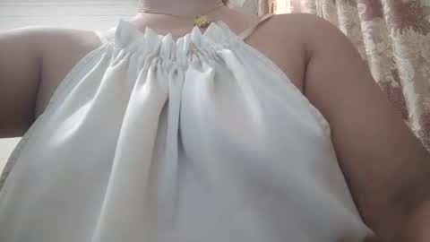 Snapshot of shirleyni chatting on October 6, 2025, 2:42 am Shirleyni online show from October 6, 2025, 2:42 am