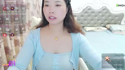 Snapshot of shirleyni chatting on November 3, 2025, 1:40 am Shirleyni online show from November 3, 2025, 1:40 am