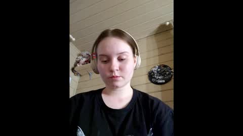 shirleyparks online show from March 3, 2026, 2:45 pm