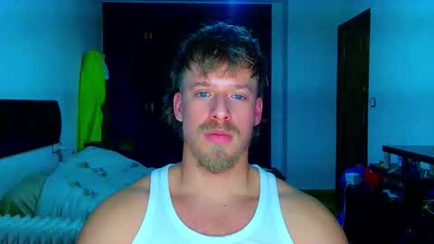 Cick Goreskin online show from February 1, 2026, 2:10 am