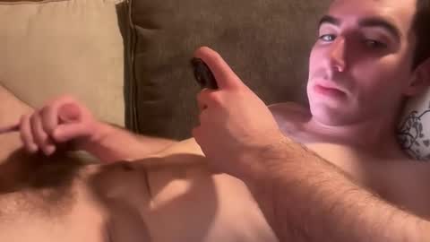 Snapshot of shirtlesshunk15 chatting on February 23, 2026, 12:41 am shirtlesshunk15 online show from February 23, 2026, 12:41 am