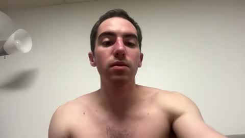 Snapshot of shirtlesshunk15 chatting on February 24, 2026, 10:30 pm shirtlesshunk15 online show from February 24, 2026, 10:30 pm