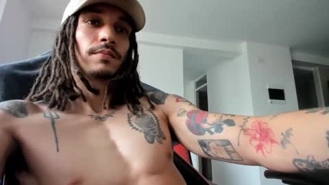 Snapshot of shiryu_ak chatting on February 18, 2026, 4:25 pm -- online show from February 18, 2026, 4:25 pm