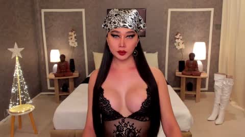 Snapshot of shivvariana_manflayer chatting on December 8, 2024, 1:58 pm WET AND WILD YHANNA online show from December 8, 2024, 1:58 pm