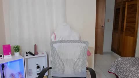  kendal  online show from February 24, 2025, 4:47 pm