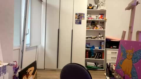 Marie online show from May 11, 2026, 2:45 pm