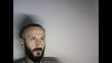 Snapshot of shooter_coool chatting on January 5, 2025, 9:47 pm shooter_coool online show from January 5, 2025, 9:47 pm