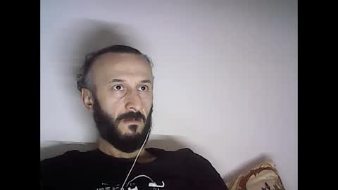 Snapshot of shooter_coool chatting on February 4, 2025, 9:49 am shooter_coool online show from February 4, 2025, 9:49 am