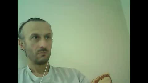 Snapshot of shooter_coool chatting on February 6, 2025, 12:59 pm shooter_coool online show from February 6, 2025, 12:59 pm