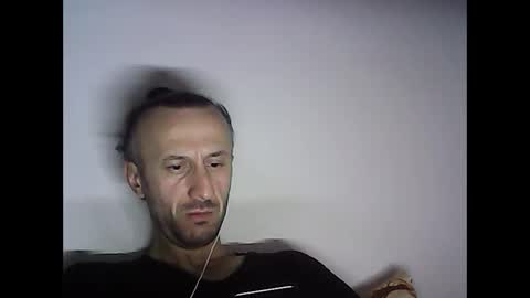 Snapshot of shooter_coool chatting on February 7, 2025, 8:53 pm shooter_coool online show from February 7, 2025, 8:53 pm