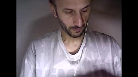 Snapshot of shooter_coool chatting on February 15, 2025, 9:49 am shooter_coool online show from February 15, 2025, 9:49 am