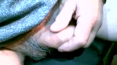 shootertog online show from November 24, 2025, 10:37 am