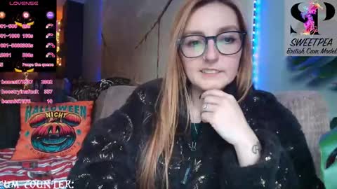 Snapshot of short_sweetpea chatting on October 5, 2025, 5:11 pm short sweetpea online show from October 5, 2025, 5:11 pm