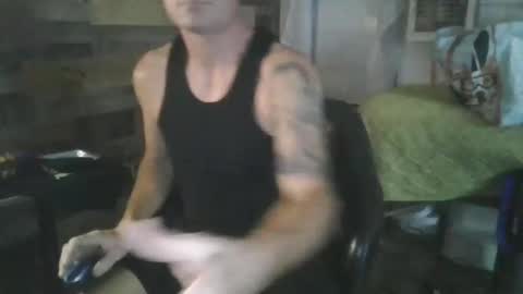 Snapshot of showingoff40 chatting on October 3, 2025, 8:50 pm Red4040 online show from October 3, 2025, 8:50 pm