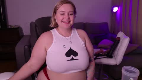 Mimi   online show from February 22, 2025, 3:47 pm