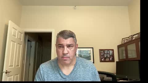 Chicago Guy online show from October 18, 2025, 7:14 pm