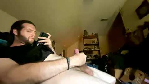Snapshot of showmewe chatting on May 19, 2026, 8:37 pm showmewe online show from May 19, 2026, 8:37 pm