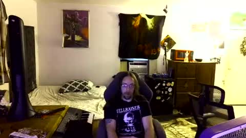 Snapshot of shredmancer chatting on August 5, 2026, 2:03 am shredmancer online show from August 5, 2026, 2:03 am