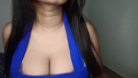 shreya_0 online show from April 1, 2026, 1:41 pm