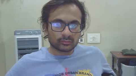 shubhamkhandelwal123 online show from April 11, 2026, 8:07 am